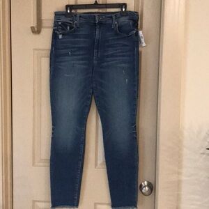 Joe’s Jeans The Charlie High Rise Skinny Size 31